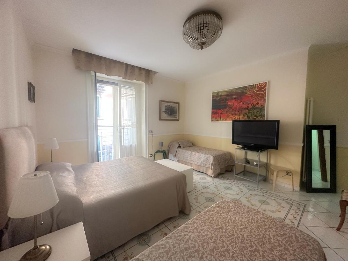 Pagina Storica Di Napoli Appartement Buitenkant foto