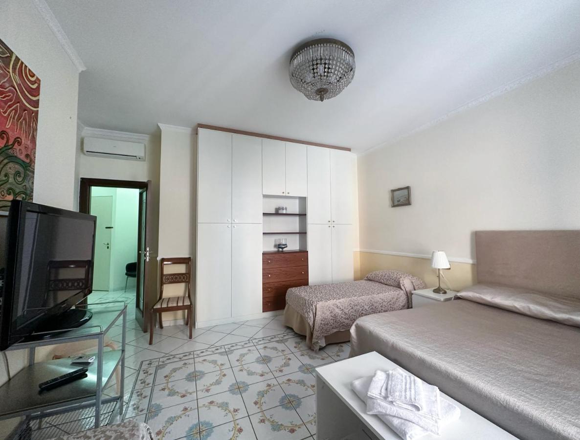 Pagina Storica Di Napoli Appartement Buitenkant foto