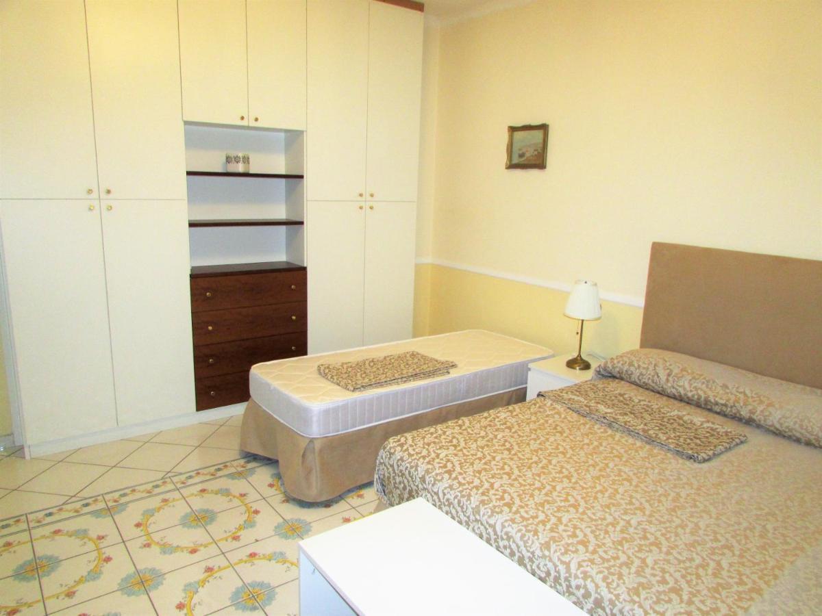 Pagina Storica Di Napoli Appartement Buitenkant foto