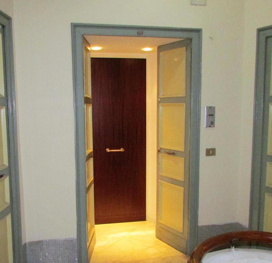 Pagina Storica Di Napoli Appartement Buitenkant foto