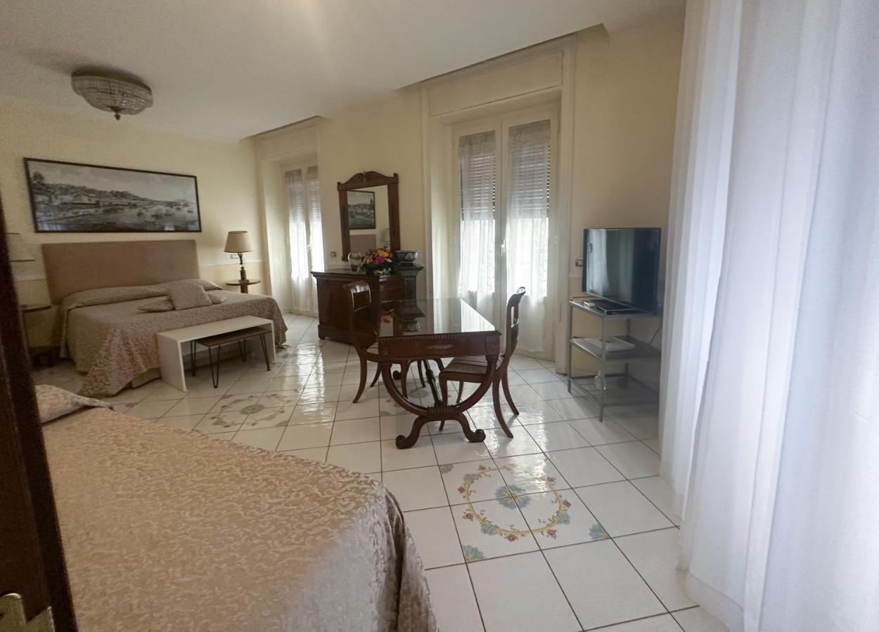 Pagina Storica Di Napoli Appartement Buitenkant foto