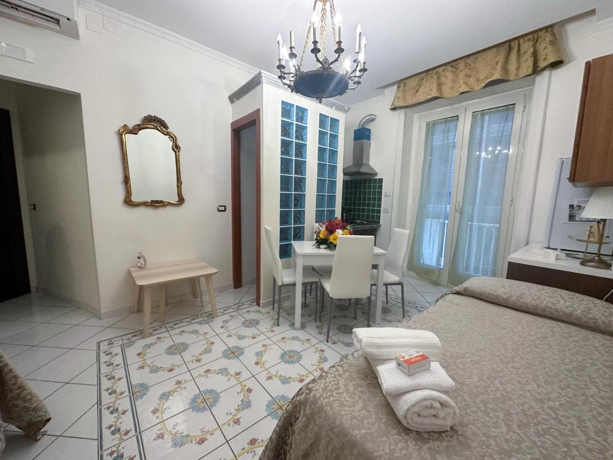 Pagina Storica Di Napoli Appartement Buitenkant foto